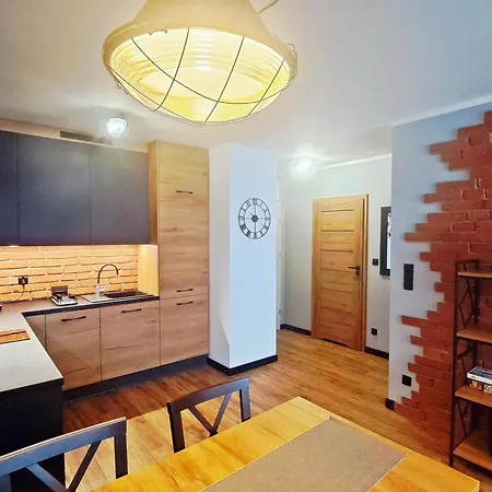 Loft & Marine